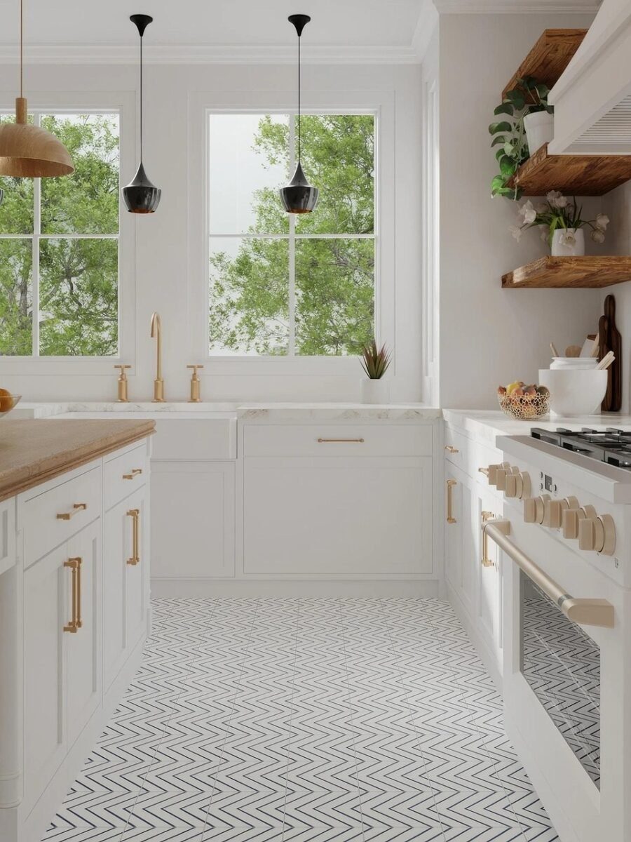 Bespoke fitted kitchen with handcrafted cabinetry