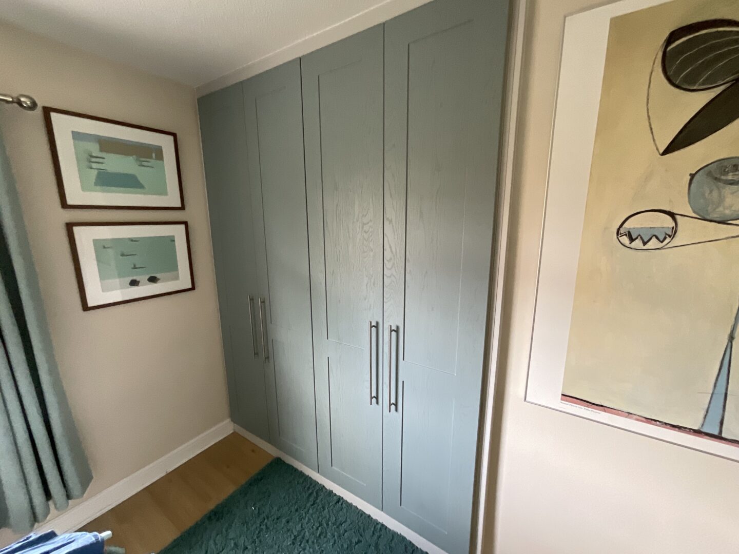 Fitted Bespoke Alcove wardrobes